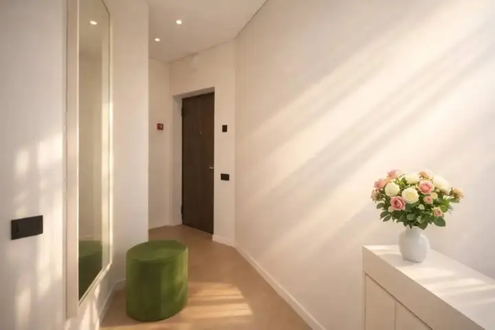 Алушта: Апартаменты с Отдельной Спальней LS-Diamond Green с Видом на Горы и Море с 13 Этажа