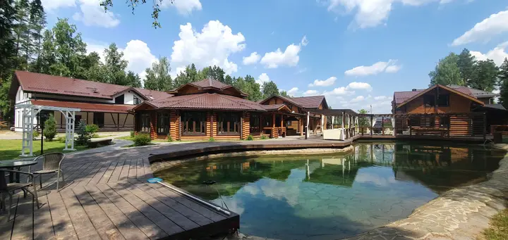 Протасово: База отдыха Загородный клуб Барин