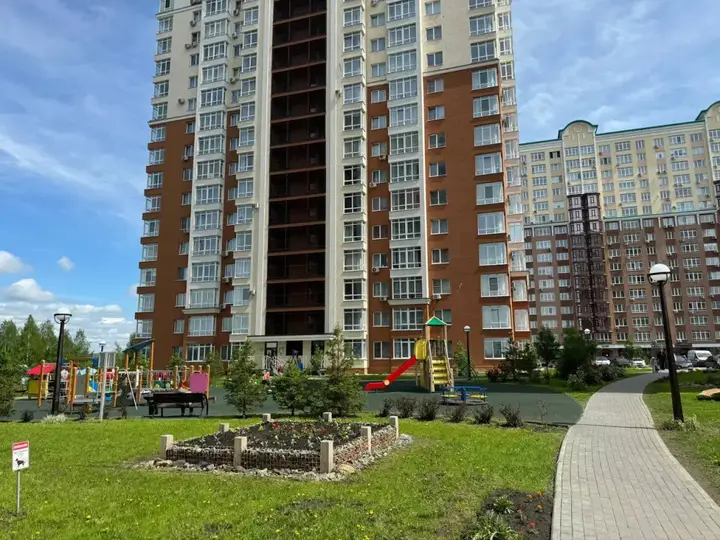 Кемерово: Квартира Сибирь House Студия в новом ЖК рядом рядом Ледовый дворец, Кузбасс Арена