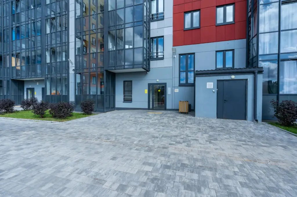 Гатчина: Best Hause (Бест Хаус) на улице на Чехова 43