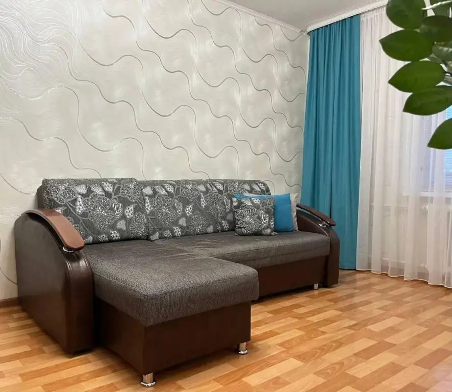 Альметьевск: Уютная 1 комн квартира от ИП Марат Дом по ул. Гафиатуллина, 47
