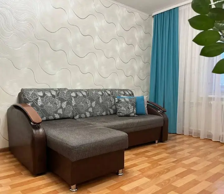 Альметьевск: Уютная 1 комн квартира от ИП Марат Дом по ул. Гафиатуллина, 47