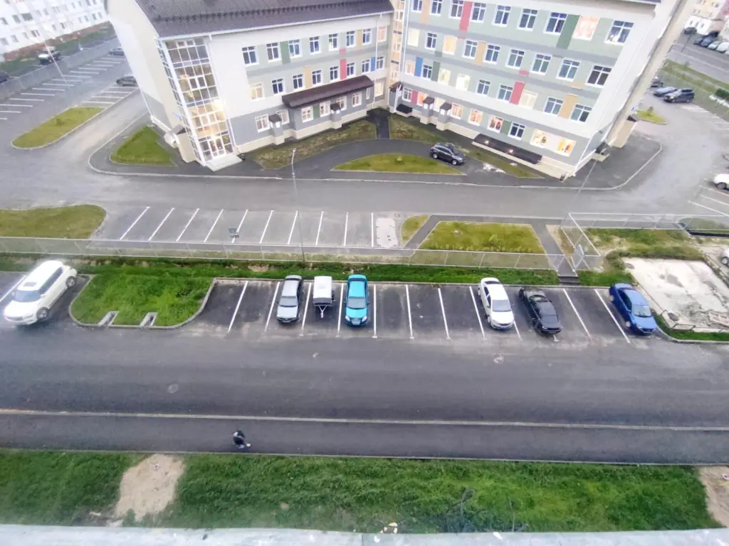 Новый Уренгой: Апартаменты в микрорайоне Восточный 1