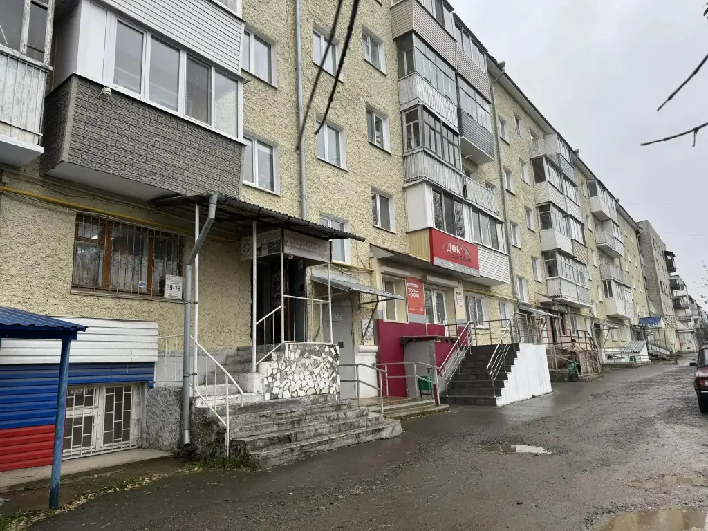 Невьянск: Апартаменты на улице Ленина 18