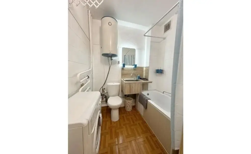 Владивосток: Апартаменты У моря на улице Марины Расковой 2А