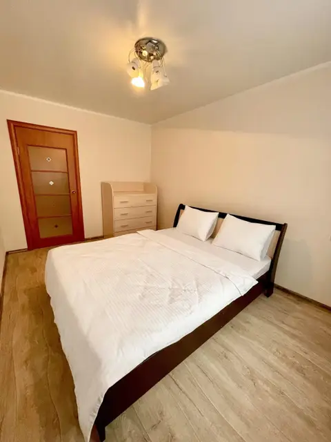 Home Hotel (Хоум Отель) на проспекте Строителей 59 — фото 1