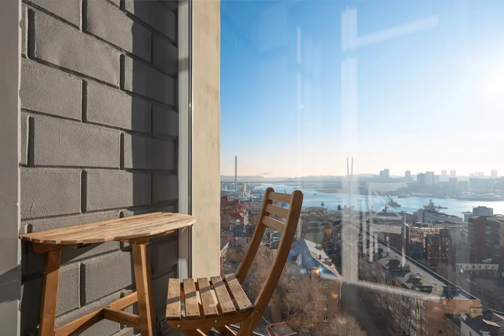 Владивосток: Апартаменты Tokyo Loft with high bridges sea view