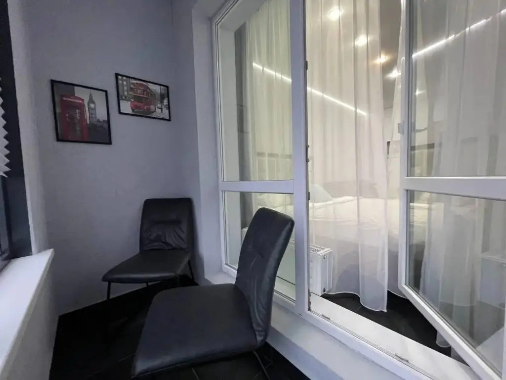 Уфа: Апартаменты на  улице Пархоменко 156В