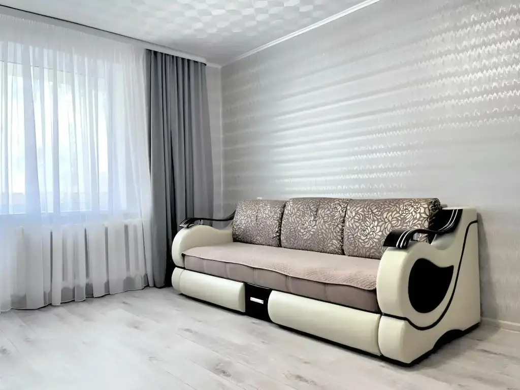 Альметьевск: Квартира Уютная 1 комн от ИП Марат Дом по ул.Гафиатуллина 43