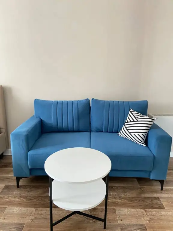 Уфа: Uyutnaya Kvartira S Dizaynerskim Remontom Flat