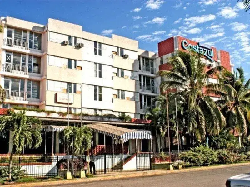 Aparthotel Costazul — фото 1