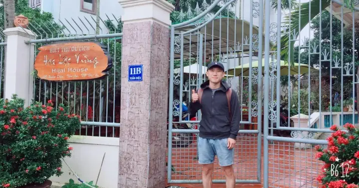 Хойан: Hijal House