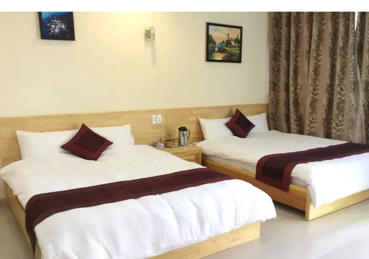 Далат: Sunrise Hotel