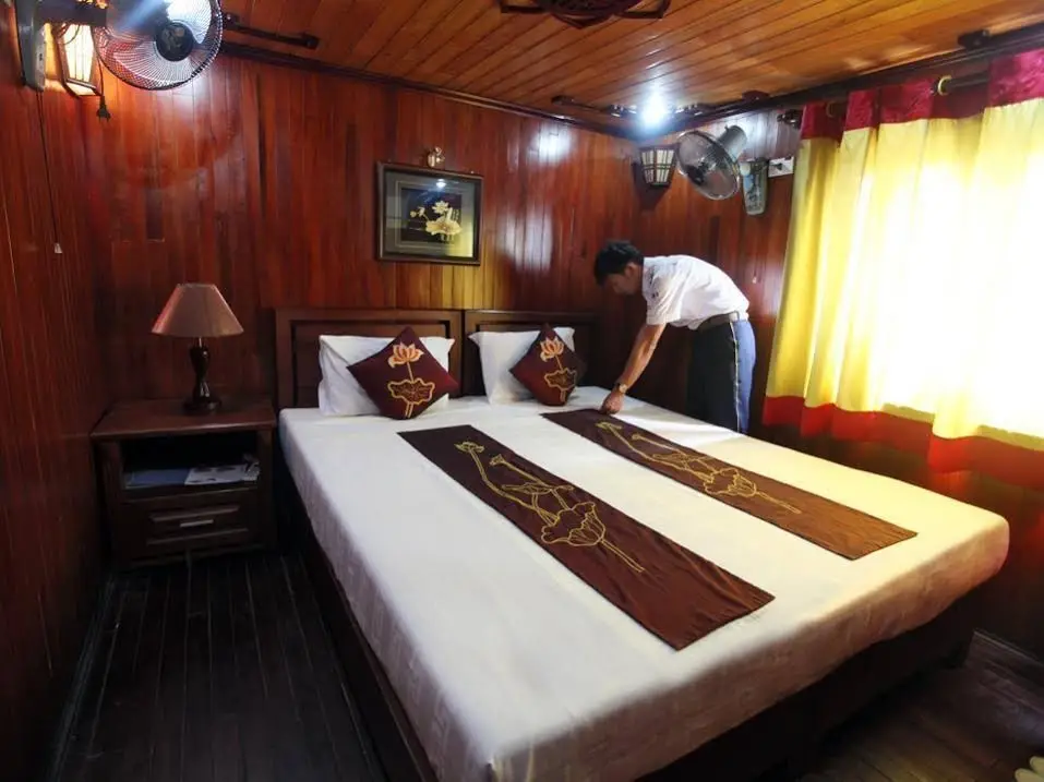 Халонг: Bien Ngoc 06 Cruise