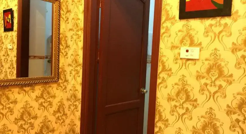 Ханой: Van Hoa Hotel