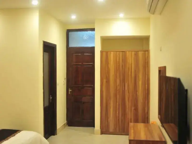 Ханой: Mely Hotel 2