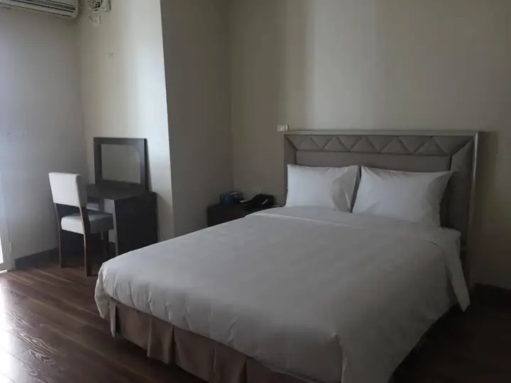 Ханой: Tulip Hotel HN - by BAY LUXURY