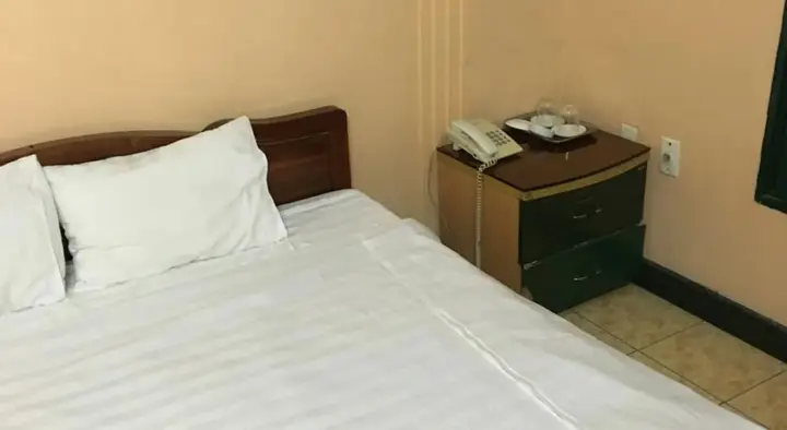 Ханой: Quan Hoa Hotel