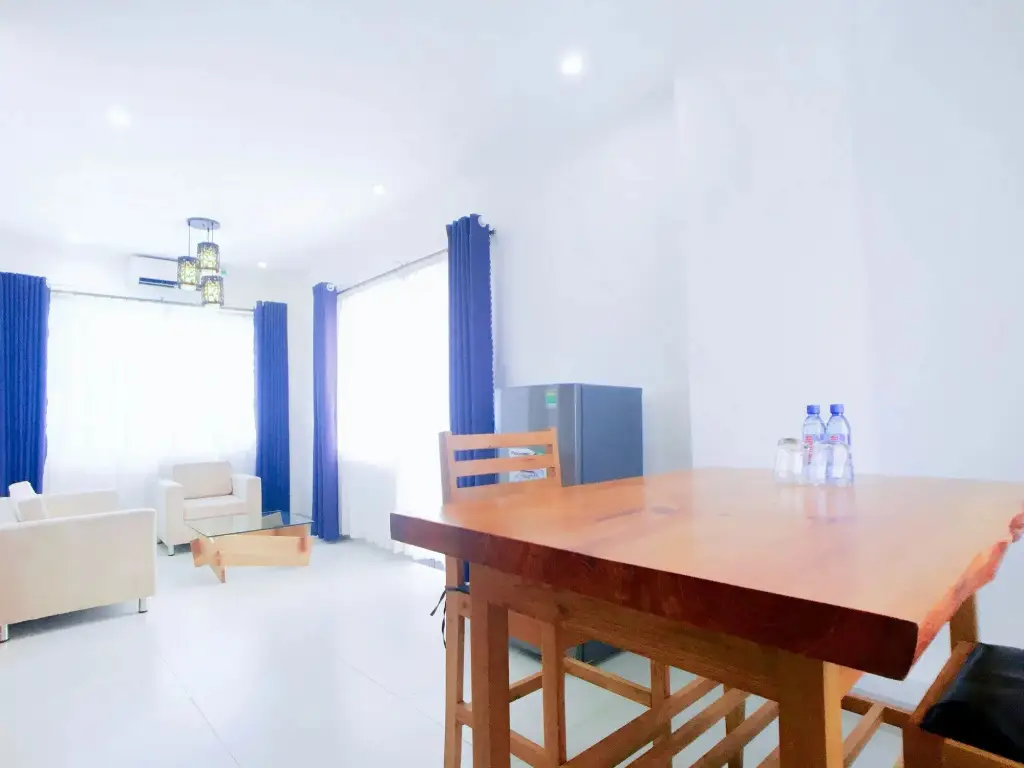 Дананг: Cavilla Hotel & Apartment