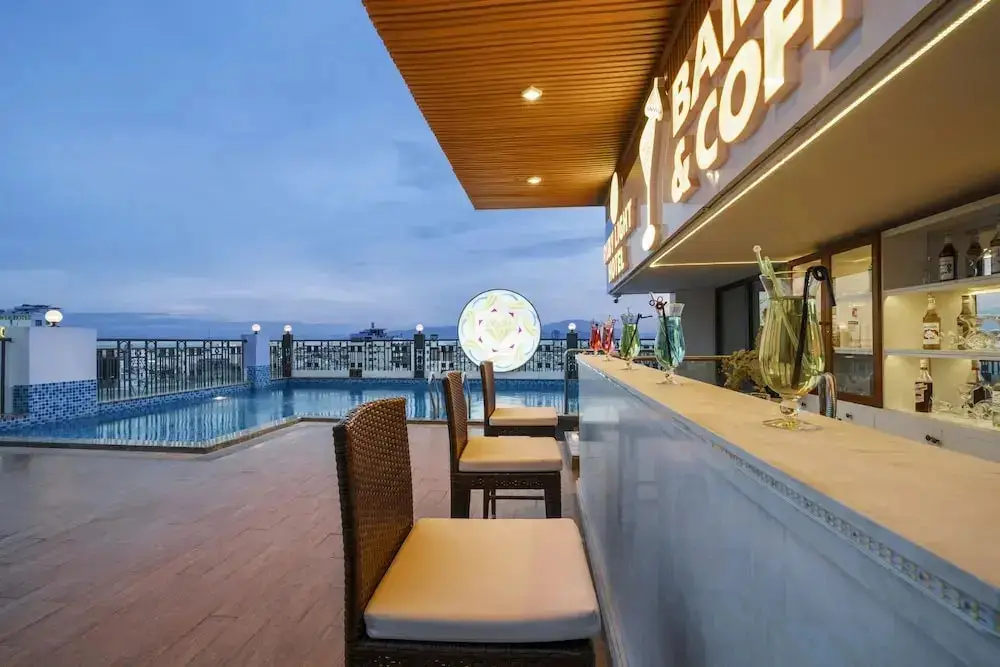 Дананг: Viha Beach Apartment