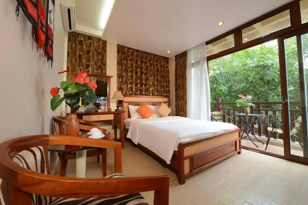 Ханой: Artisan Lakeview Hotel