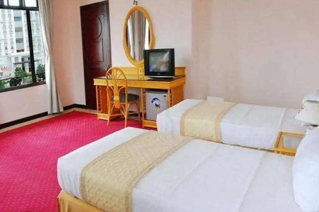Хюэ: Areca Hotel