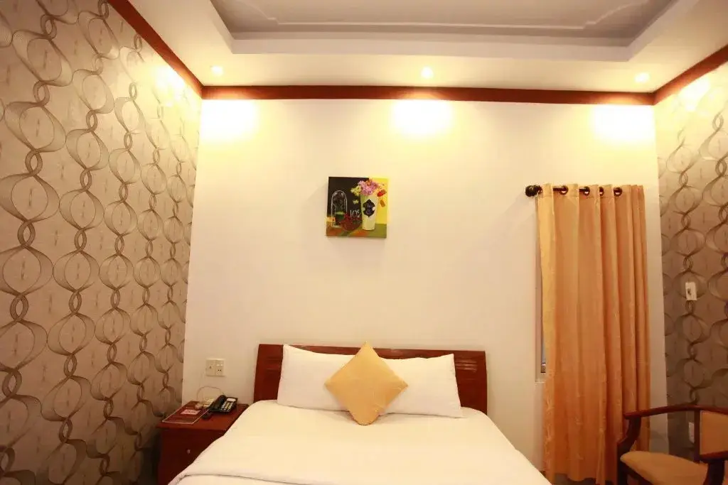 Дананг: Lighting Hotel