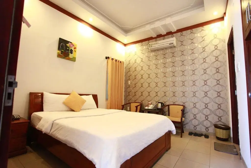 Дананг: Lighting Hotel