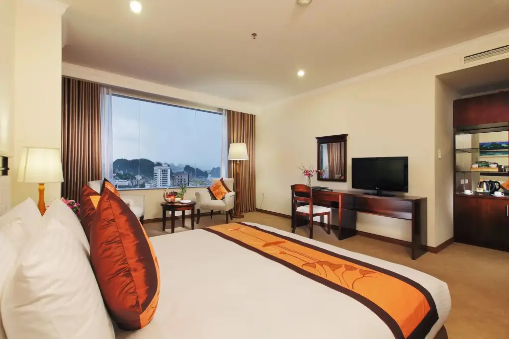 Халонг: Ha Long DC Hotel