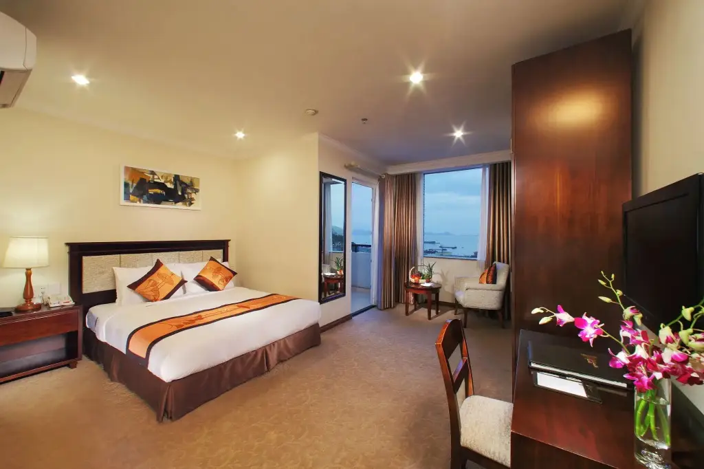 Халонг: Ha Long DC Hotel