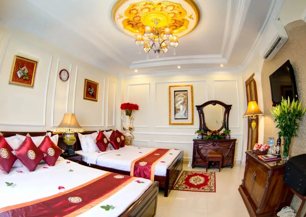 Дананг: Louis Hotel
