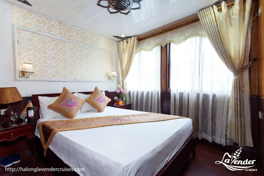 Халонг: Lavender Elegance Cruise
