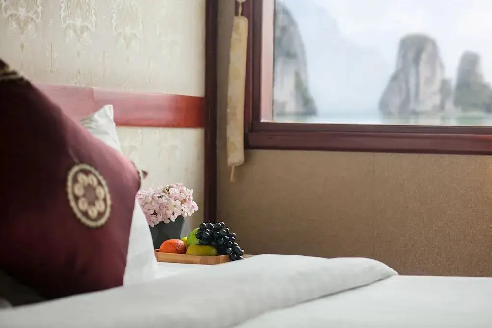 Халонг: Halong Fantasea Cruise