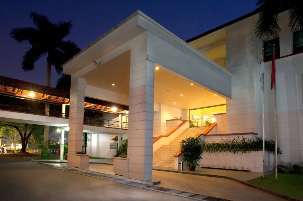 Ханой: Diamond Westlake Suites