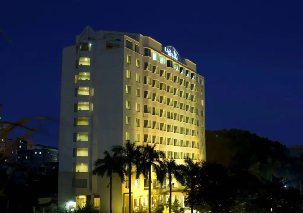 Starcity Halong Bay Hotel — фото 1