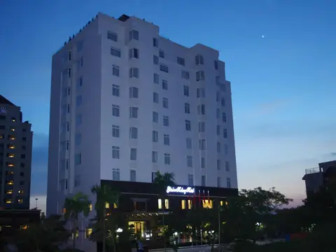 Golden Halong Hotel — фото 1