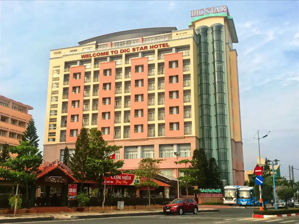 DIC Star Hotel — фото 1