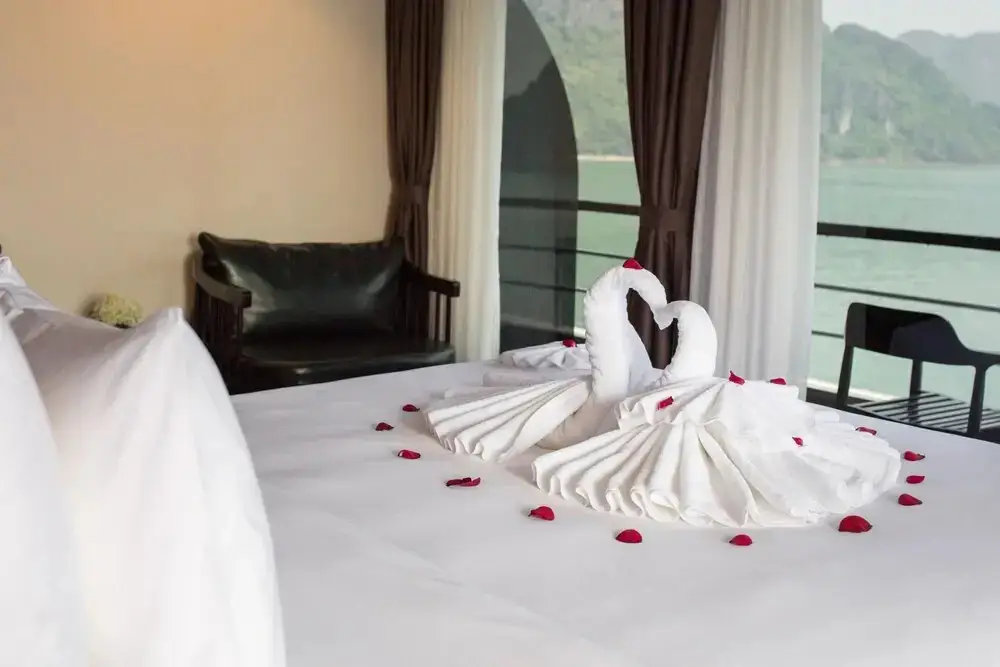 Халонг: Scarlet Pearl Cruises