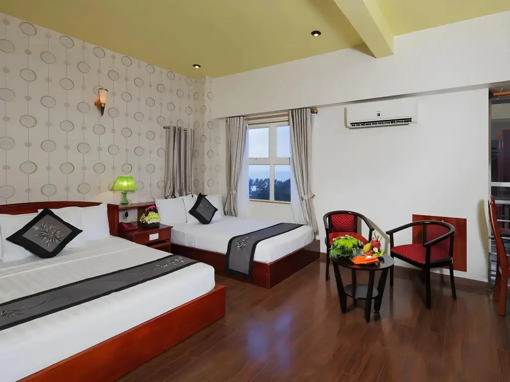 Нячанг: Nha Trang Beach Hotel