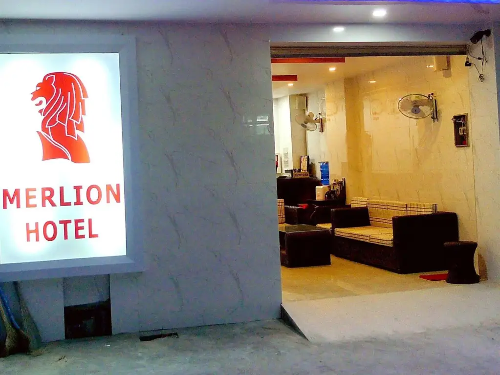Нячанг: Merlion Hotel