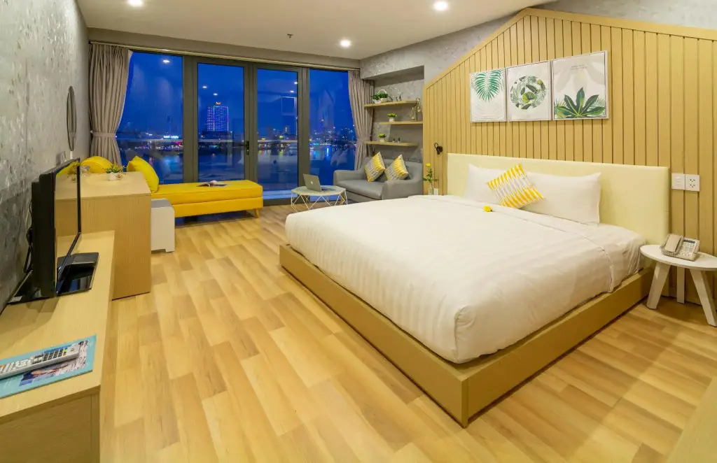 Дананг: Happy Day Riverside Hotel & Spa Danang