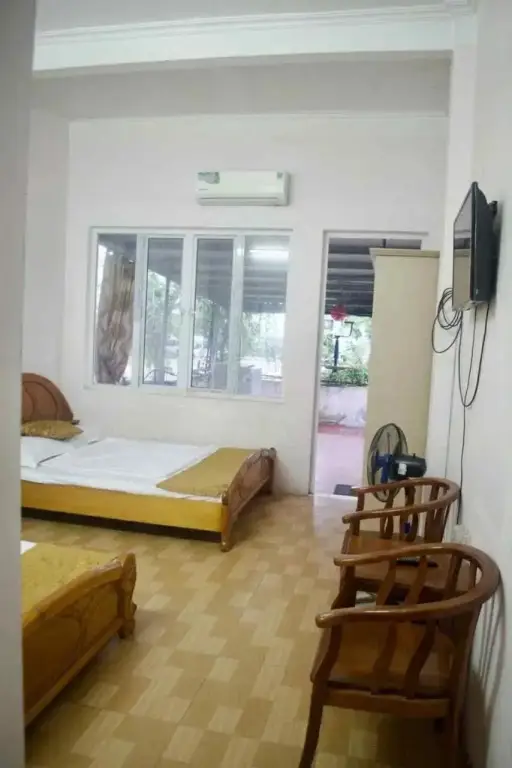 Халонг: Nh Nghi Viet Anh