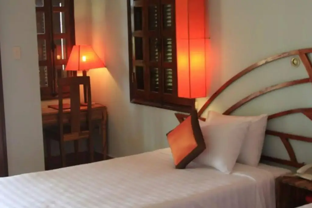 Хойан: Waterside Resort & Spa