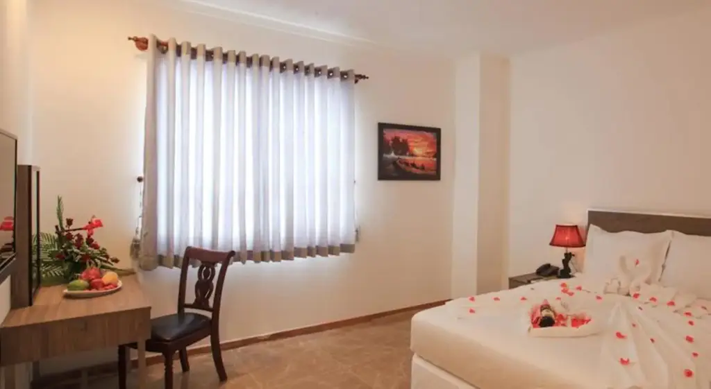 Нячанг: Den Long Do Hotel & Restaurant