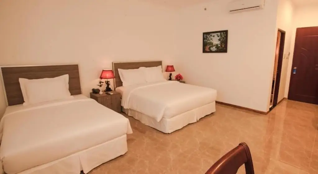 Нячанг: Den Long Do Hotel & Restaurant