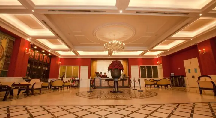 Нячанг: Den Long Do Hotel & Restaurant