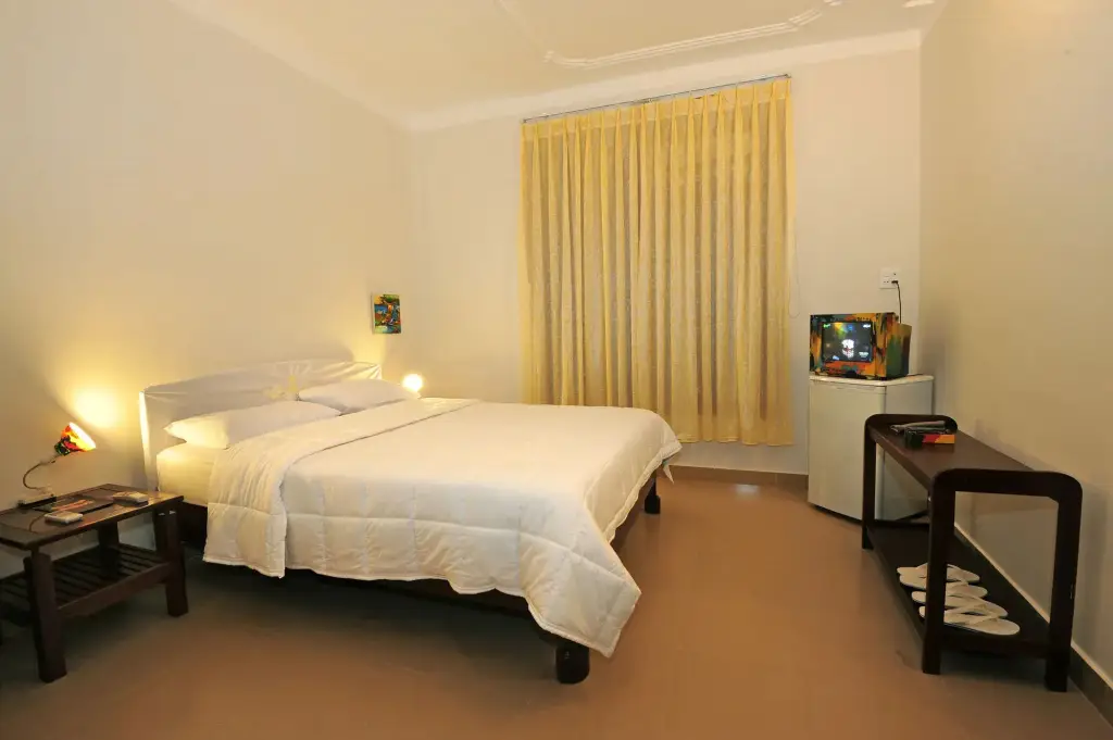 Хюэ: Glenda Hotel