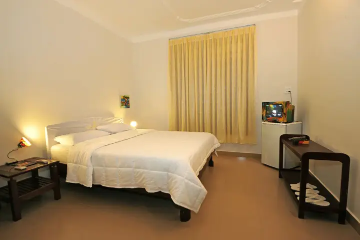 Хюэ: Glenda Hotel