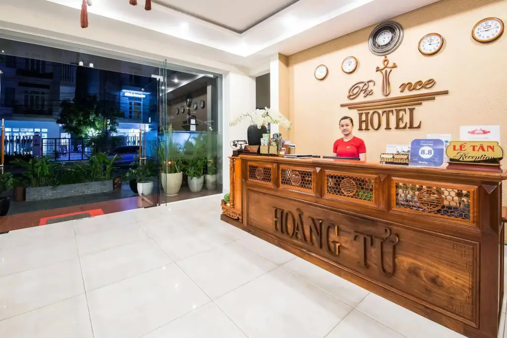 Хойан: Prince Hotel