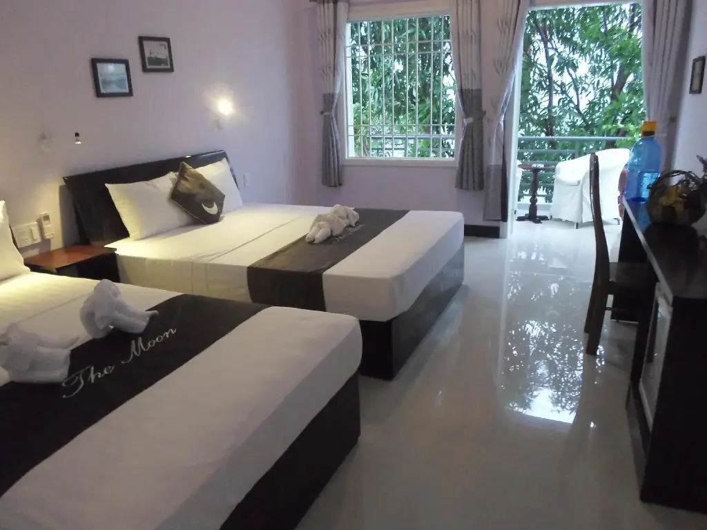 Хойан: The Moon Villa Hoi An